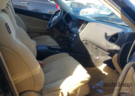 2010 Nissan Maxima 3.5 S z USA, uszkodzony, nr VIN 1N4AA5AP7AC820494